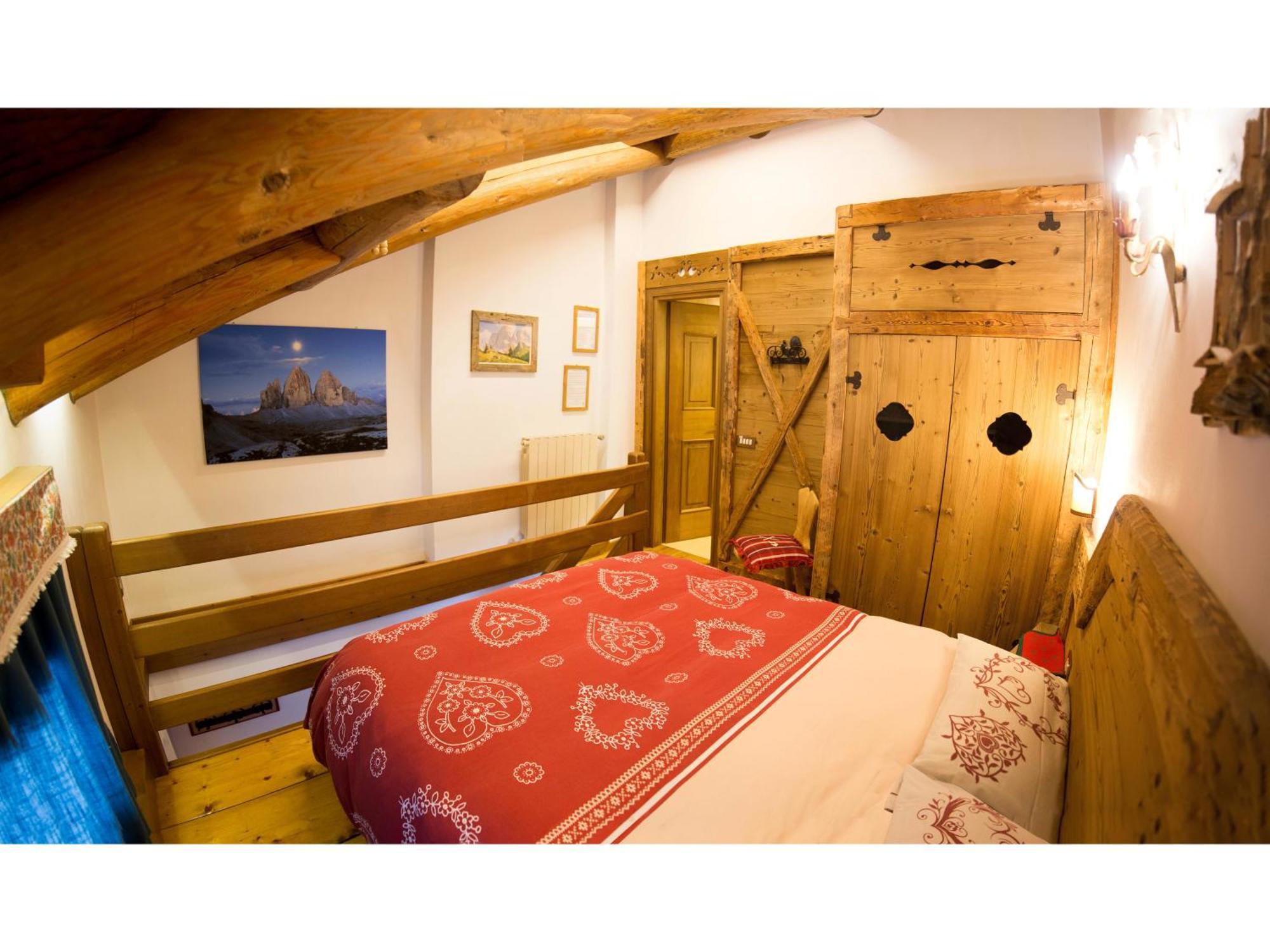 Cristallo & Faloria Suite Apartments Cortina d'Ampezzo Exterior photo